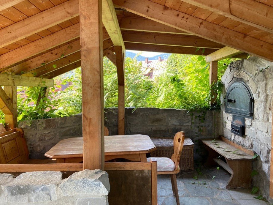 Freisitz mit Pizzaofen Mehrfamilienhaus Immenstadt im Allg�u