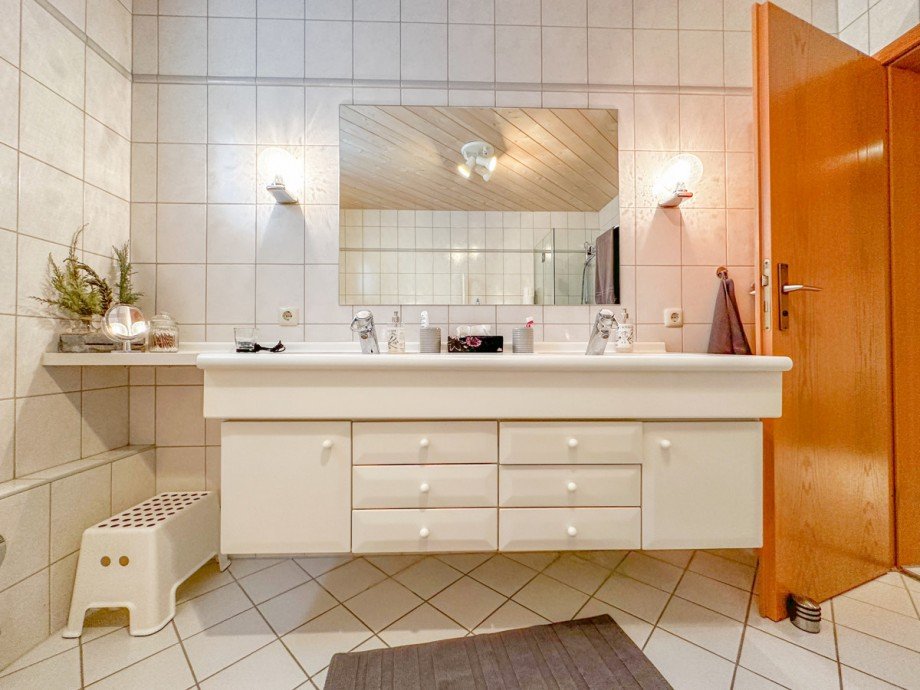 Badezimmer Erdgeschosswohnung Oberstaufen