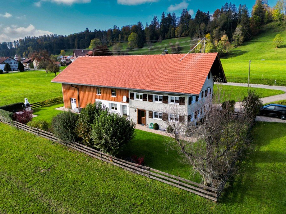 Luftansicht Bauernhaus Maierh�fen
