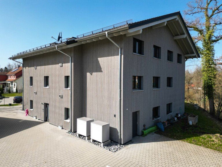 Hausansicht Opfenbach Erdgeschosswohnung Moderne 3-Zimmer - EG. Wohnung, KfW 55Gro�er Garten SNR & idyllische Leiblachlage in Opfenbach