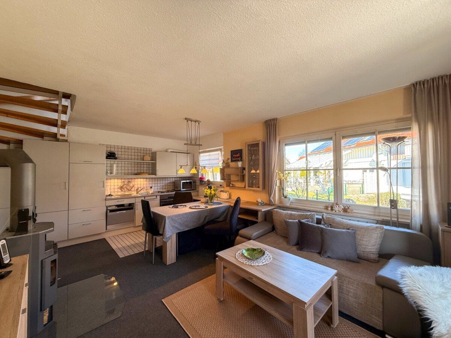 Wohn-Esszimmer Maisonettewohnung Weiler-Simmerberg