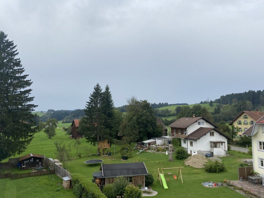 Ausblick vom Dachboden Mehrfamilienhaus Weiler-Simmerberg