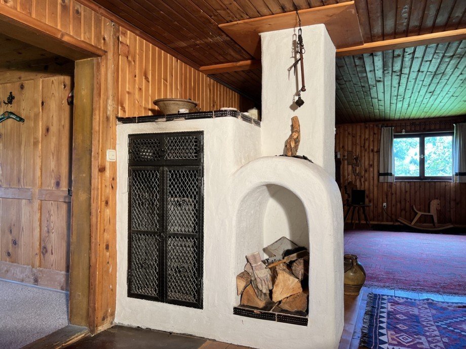 Kachelofen OG. Bauernhaus Missen-Wilhams / Wiederhofen