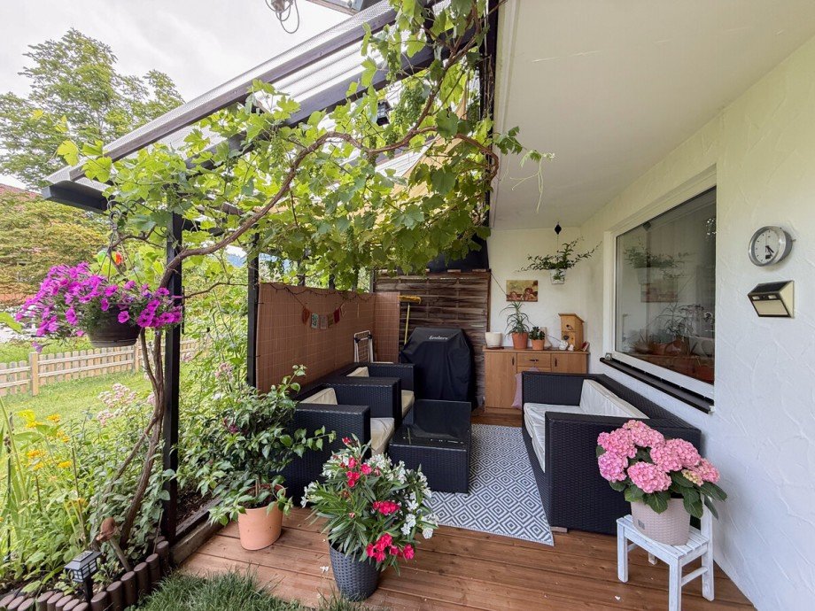 Terrasse WHG EG West Mehrfamilienhaus Oberstaufen / Wiedemannsdorf