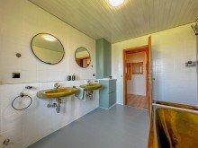 Badezimmer Einfamilienhaus mit Einliegerwohnung 
in sonniger Ortsrandlage 
von Heimenkirch / Allg�u