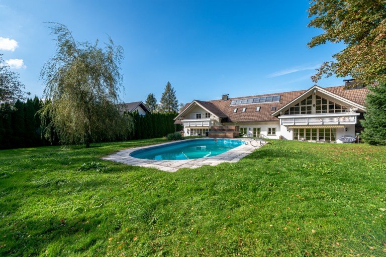  Opfenbach Mehrfamilienhaus CHARMANTES LANDHAUS mit drei Wohneinheiten im westlichen Allg�u, nahe Bodensee!