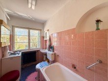 Badezimmer 2 Charmanter Altbau in Aeschach - Gro�z�gige 5-Zimmer-Wohnung mit vielseitigem Nutzungspotenzial