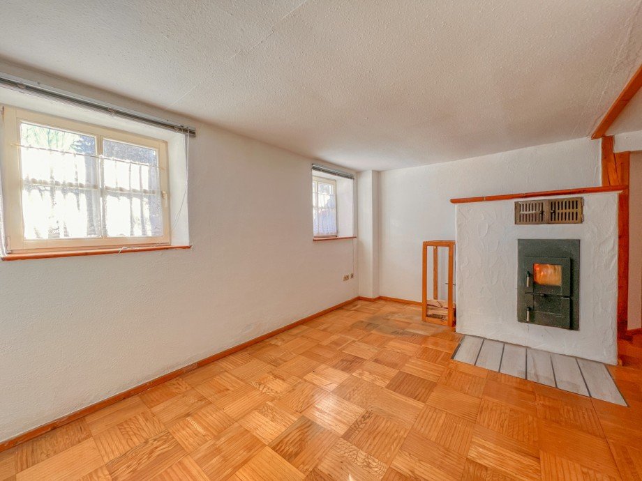 Personalwohnung EG Bauernhaus Maierh�fen