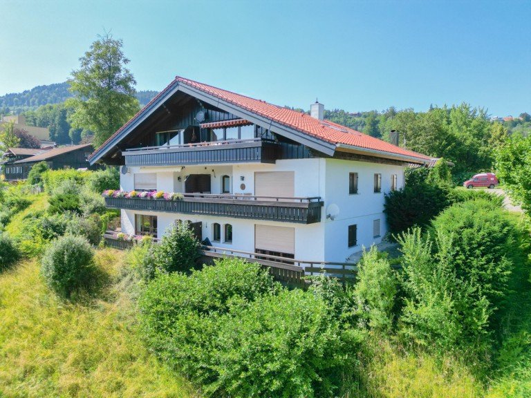 Wohnhaus Oberstaufen / Wei�ach Etagenwohnung Panorama - Bergblick TOP 2-Zimmer Dachgeschosswohnung mit Hochgratblick