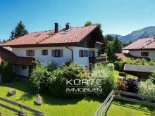 Hausansicht Hochgrat vor Augen: 
 2-Zimmer Ferienapartment mit Logenplatz
  in Steibis im Allg�u