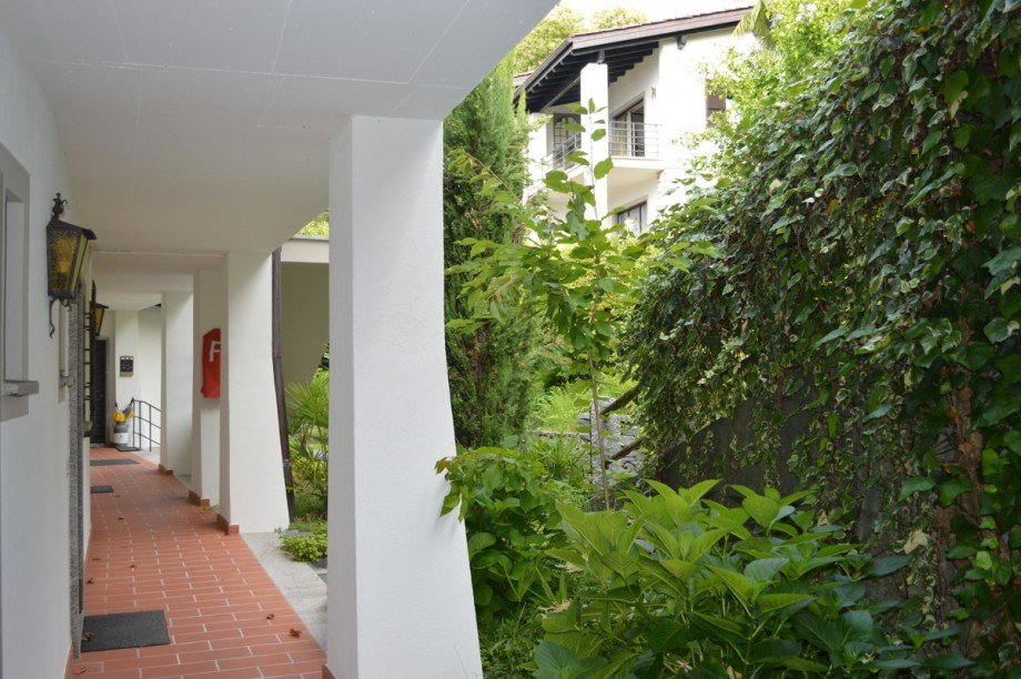 Gang EG Etagenwohnung Vira (Gambarogno)