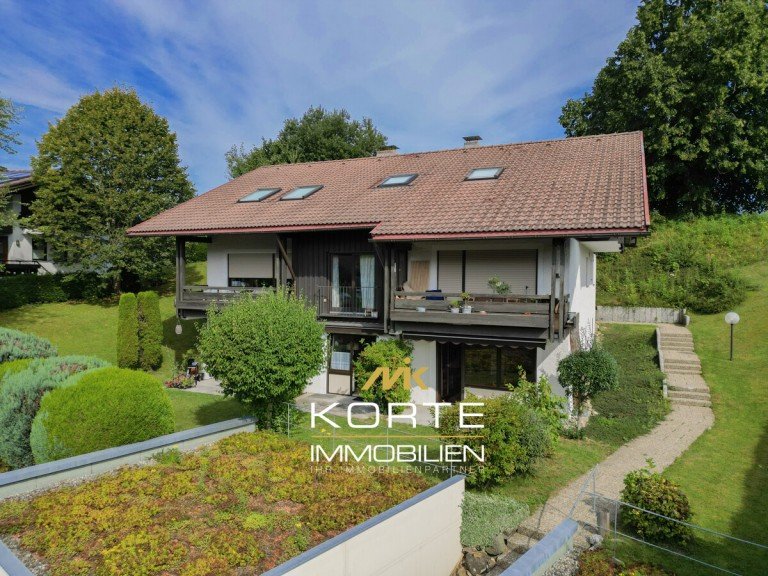 Hausansicht Oberstaufen / Steibis Erdgeschosswohnung Modernisierte 3-Zimmer-Wohnung in Steibis im Allg�u mit sonniger S�dterrasse und Hochgratblick
