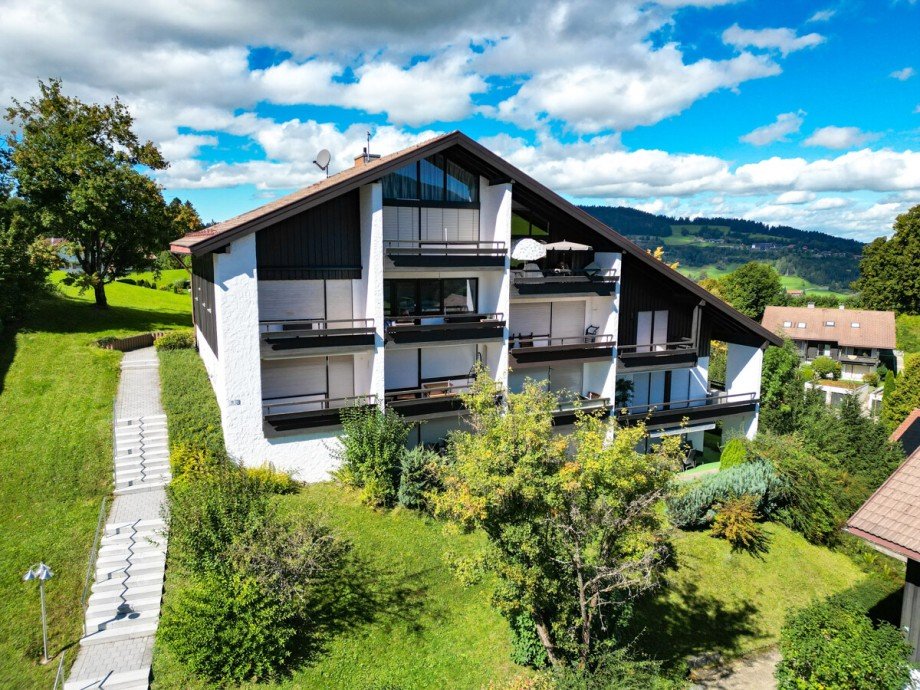 Hausansicht Etagenwohnung Oberstaufen / Steibis
