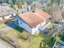 Hausansicht Kleines Einfamilienhaus 
 mit PANORAMA - BERGBLICK in 
 Oberreute im Allg�u