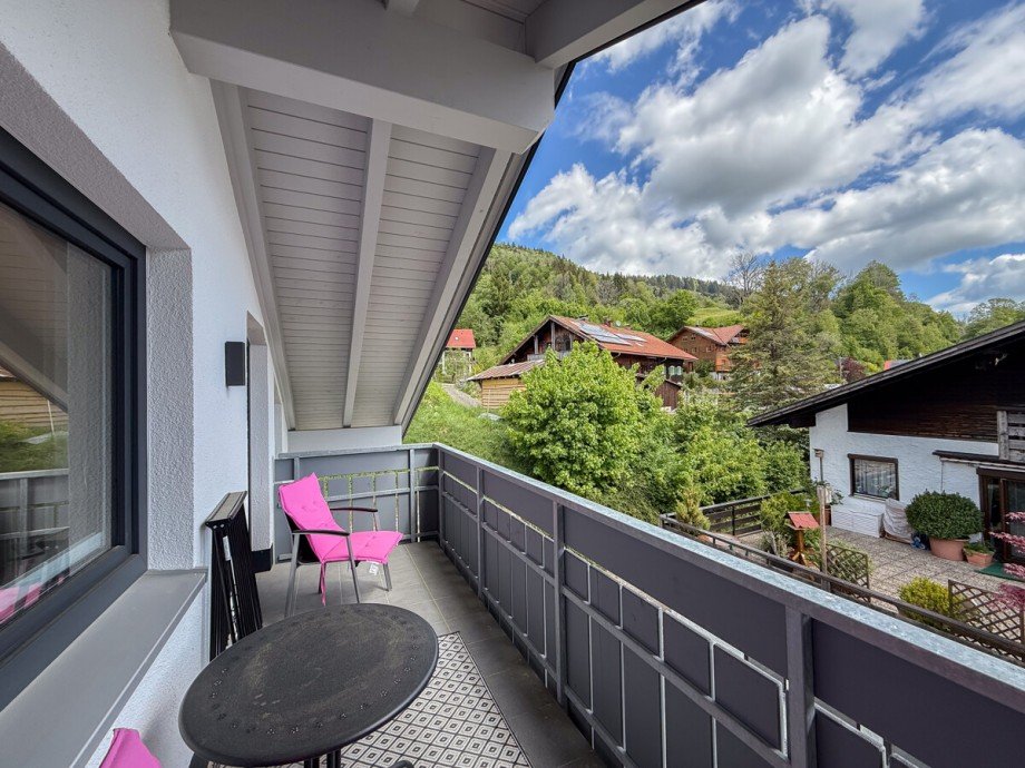 Ost-Balkon Dachgeschosswohnung Oberstaufen / Wiedemannsdorf