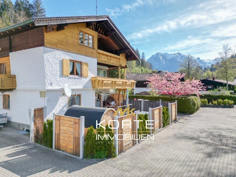Haus Oberstdorf / Tiefenbach bei Oberstdorf Mehrfamilienhaus G�stehaus, Mehrgenerationen oder Mitarbeiterhaus in ruhiger, TOP - Lage in Oberstdorf / Tiefenbach