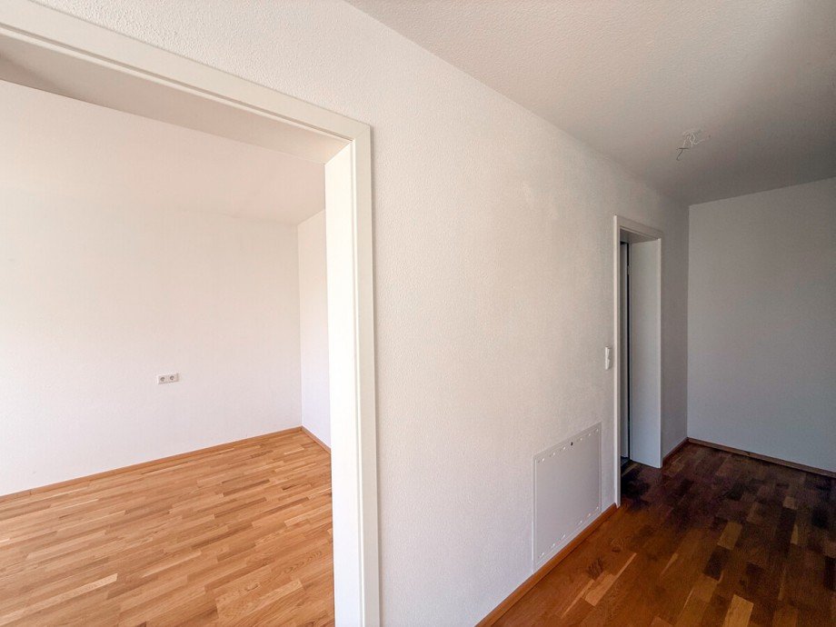 Flurbereich Schlafzimmer/Bad Erdgeschosswohnung Weiler-Simmerberg / Simmerberg