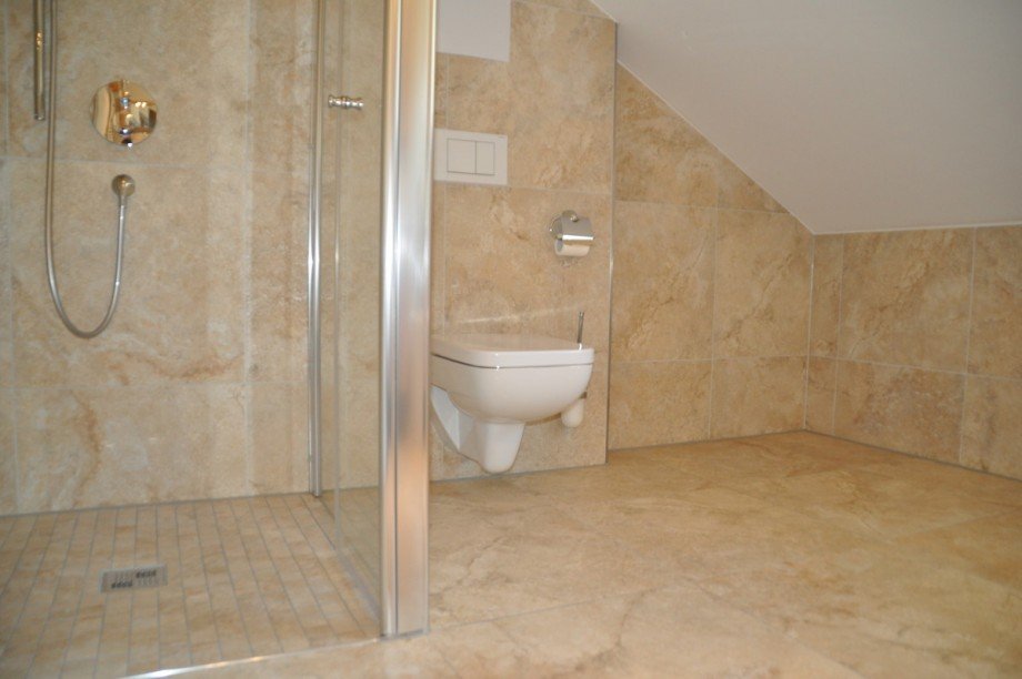 Badezimmer Dachgeschosswohnung Oberstaufen