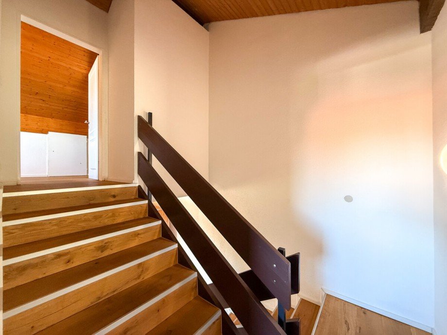 Treppe DG Maisonettewohnung Oberstaufen / Steibis