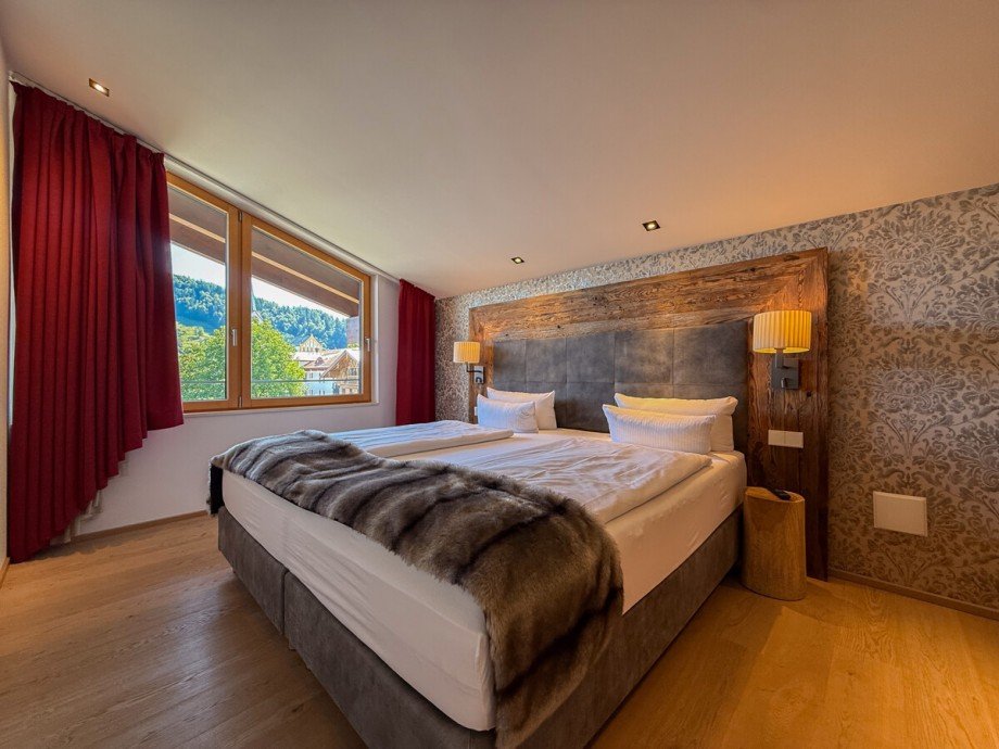 Schlafzimmer 2 Dachgeschosswohnung Oberstaufen