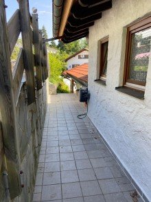 Zugang DG. Nordseite Ein Haus in Top Lage 
in Immenstadt im Allg�u 
mit unverbaubarem Blick in die Berge!