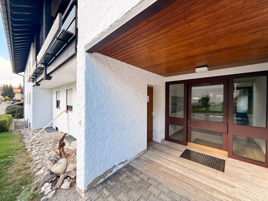 Hauseingang Etagenwohnung Oberstaufen
