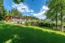 S�d Ansicht Traumhafte Immobilie im Landhausstil in bester Lage am Rande eines Waldgebietes