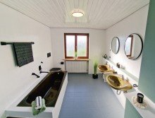 Badezimmer Einfamilienhaus mit Einliegerwohnung 
in sonniger Ortsrandlage 
von Heimenkirch / Allg�u