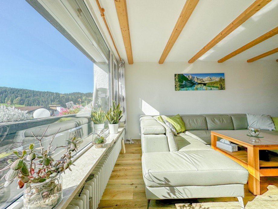 Wohn und Esszimmer Etagenwohnung Oberstaufen