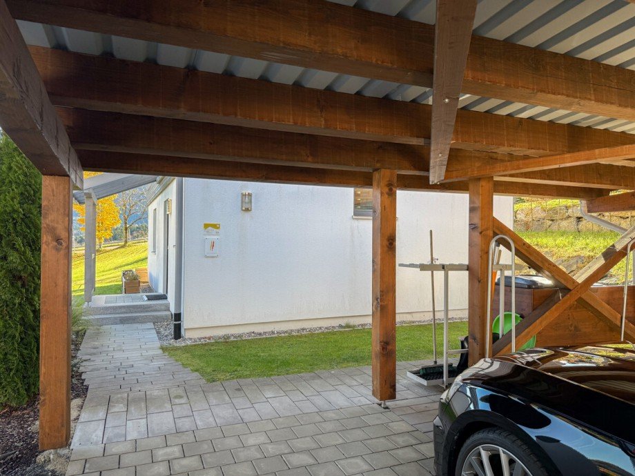 Carport f�r zwei Fahrzeuge Chalet Oberstaufen / Steibis