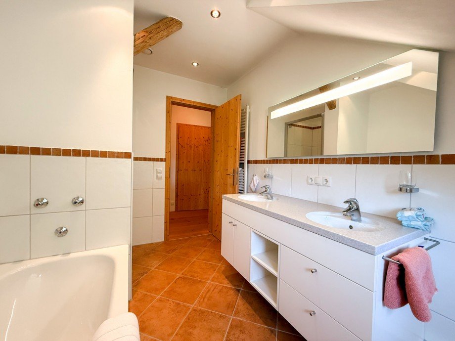 Wohnung 2 Bauernhaus Oberg�nzburg