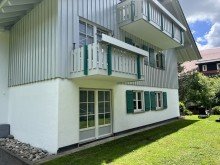  4 Zimmer Dachgeschoss Wohnung 
mit drei Balkonen!