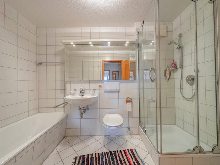 Badezimmer Dachgeschosswohnung Oberstaufen