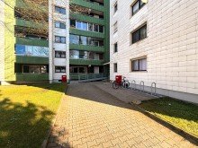 Hauseingang Kapitalanlage mit Weitblick in Lindenberg im Allg�u: 3-Zimmer-Wohnung mit Westbalkon und Tiefgarage