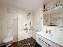Badezimmer Moderne 2-Zimmerwohnung in ruhiger Ortslage von 
 Oberstaufen im Allg�u mit S�d-Balkon u. TG-Stellpl.