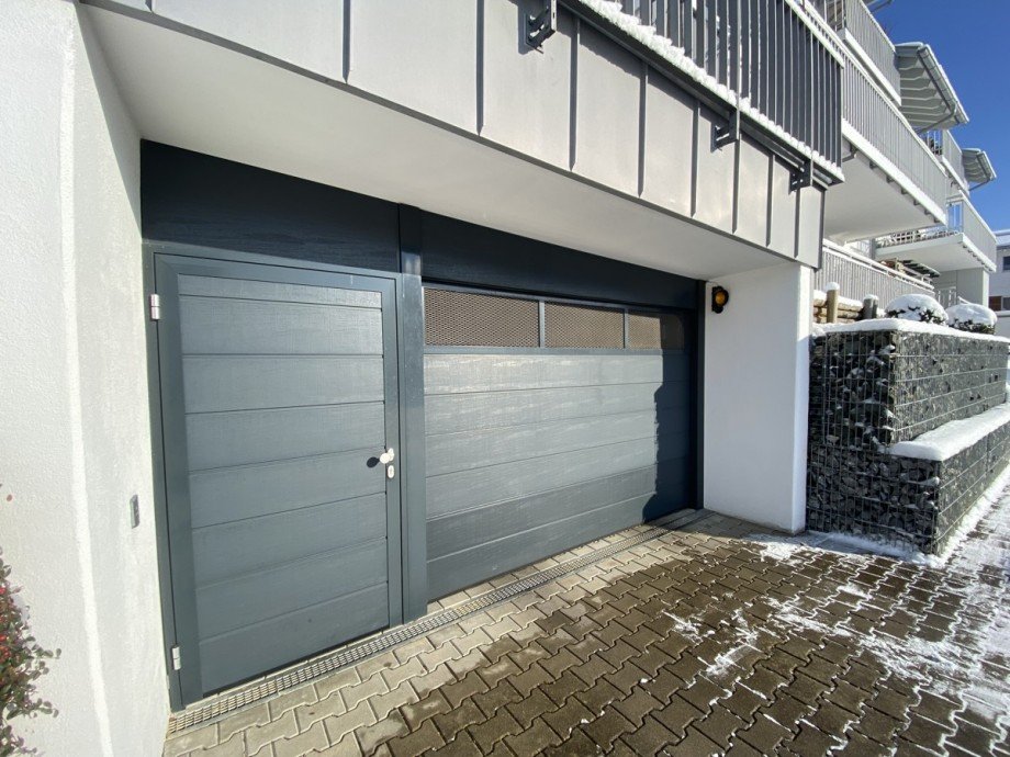 Garageneinfahrt Dachgeschosswohnung Oberstaufen / Kalzhofen