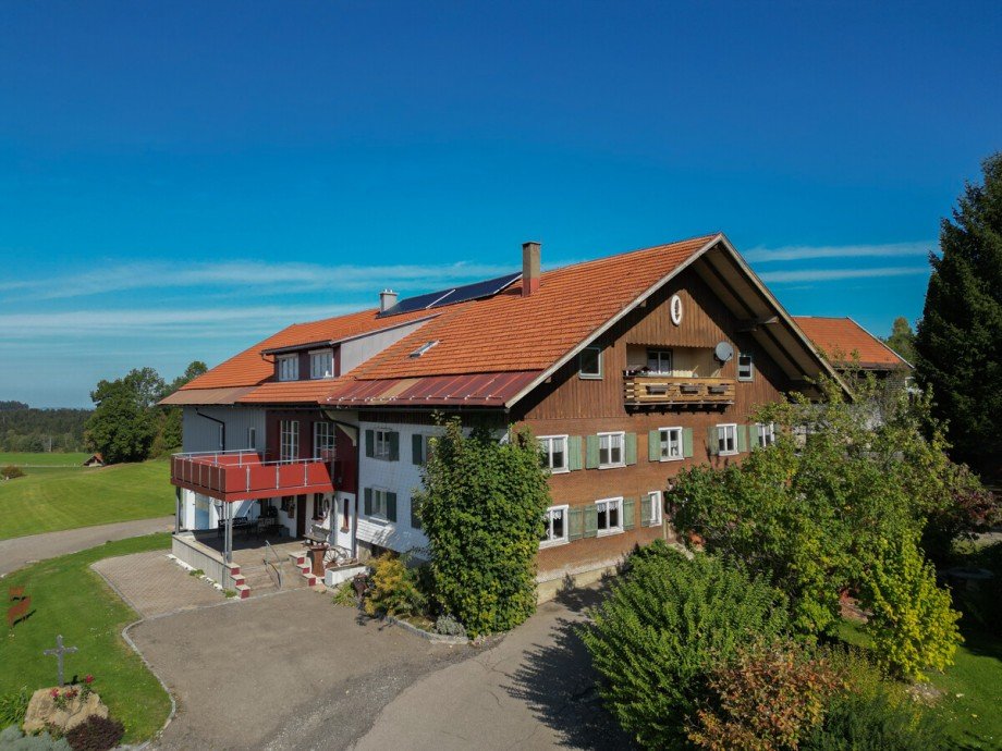 S�d-West Ansicht Bauernhaus Oberstaufen