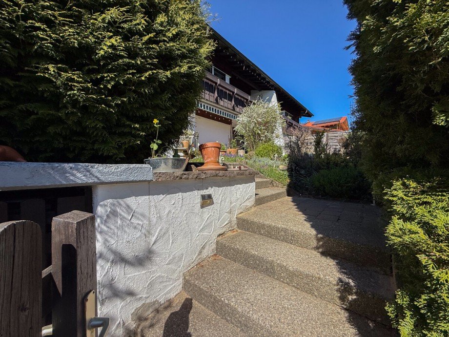Zugang zum Haus Doppelhaush�lfte Oberstaufen / Wiedemannsdorf
