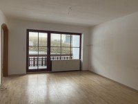 Bild (dcf1abfd289ee125937be17c71b4699d): Herrlich gro�z�gig Wohnen! 4-Zimmer-Wohnung in zentraler Lage von Lindenberg Sofort beziehbar!