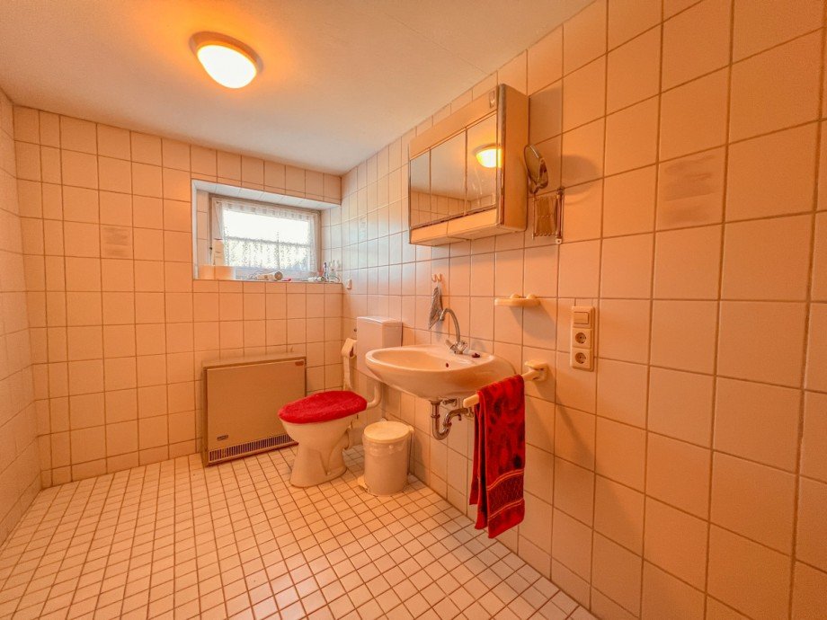 Badezimmer EG Bauernhaus Maierh�fen