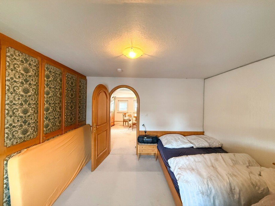 Gro�e Wohnung DG Schlafzimmer Mehrfamilienhaus Lindenberg im Allg�u