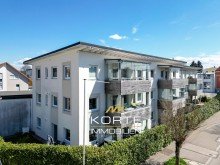 Hausansicht Modernes Wohn-Highlight im Zentrum von Lindenberg im Allg�u 
 3-Zimmer Dachgeschoss mit Stil und Komfort