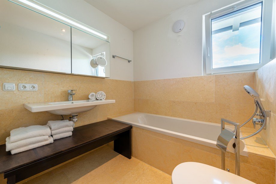 Badezimmer Dachgeschosswohnung Oberstaufen / Kalzhofen