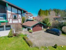 Hausansicht Einfamilienhaus mit Einliegerwohnung 
in sonniger Ortsrandlage 
von Heimenkirch / Allg�u