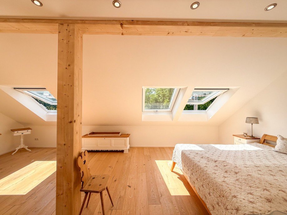 Schlafzimmer DG Reihenmittelhaus Opfenbach