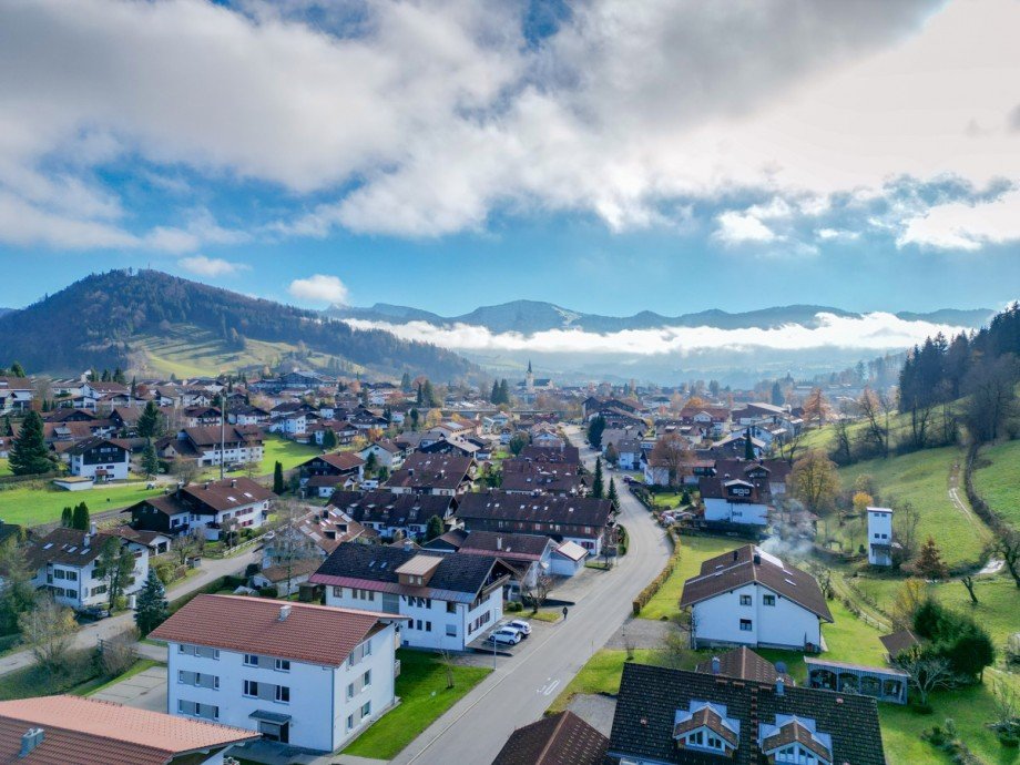 Blick Richtung Oberstaufen Doppelhaush�lfte Oberstaufen