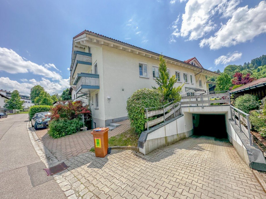 Garageneinfahrt Maisonettewohnung Oberstaufen