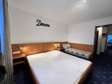Schlafzimmer TOP  LAGE 
2 Zimmer Wohnung mit S�D Terrasse 
im Bergdorf Steibis - Oberstaufen