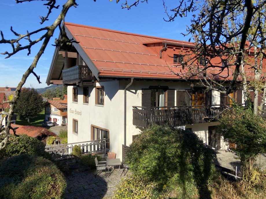 S�dansicht mit Balkon Etagenwohnung Oberstaufen - Steibis