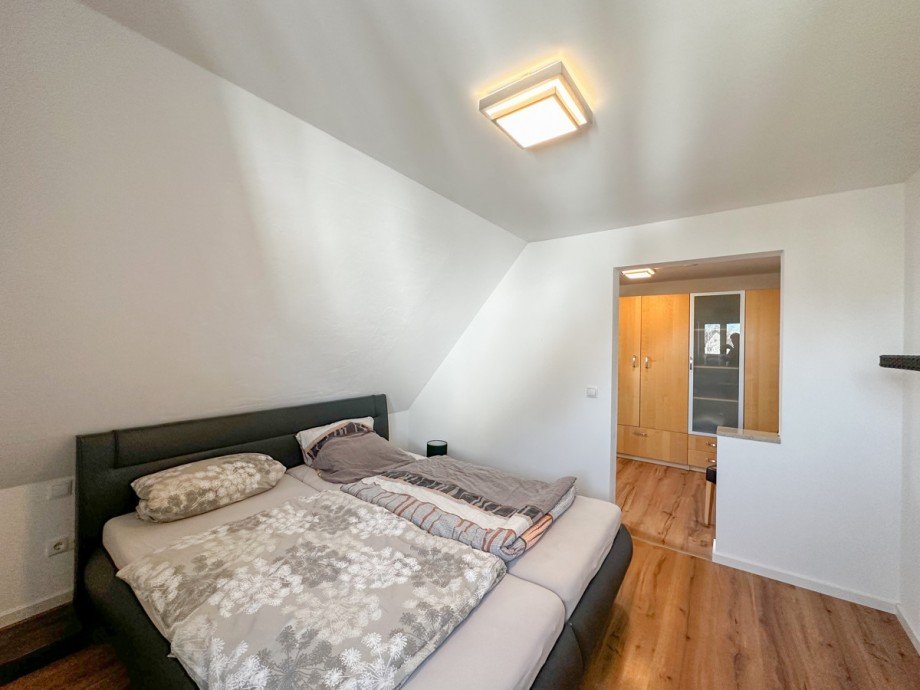 Schlafzimmer Doppelhaush�lfte Lindenberg im Allg�u